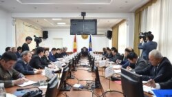 Коронавирустун алдын алуу боюнча өкмөттүк кеңешме.