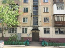 Nadežda Belousyň Nur-Sultanda ýaşan jaýy.