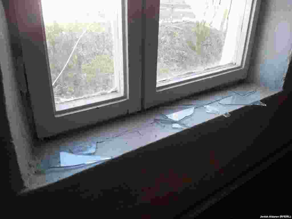 Учурда айылда абал тынч. Топтошкондор таркап кетишкен.