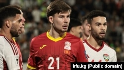 Кыргызстан курама командасынын чабуулчу Кай Мэрк. 10-июнь, 2025-жыл. Бишкек, Д. Өмүрзаков стадиону.