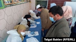 Одиз из избирательных участков в Кыргызстане. 4 октября 2020 года. 