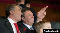 Когда на Украине футбол, о политике забывают все