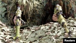 Групи сформовані з однієї з російських приватних військових компаній і мають на меті «виконання т.зв. «особливих» завдань на лінії зіткнення»