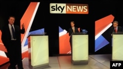 Великобритания – Теледебаты лидеров основных партий, участвующих в выборах, 22 апреля 2010 г.    