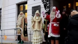 Казанда Кыш Бабай Санта Клаус белән очрашты