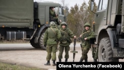 Кырымда Русия хәрбиләре, 2014 елның марты