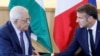 Президент Франции Макрон и глава Палестинской автономии Махмуд Аббас
