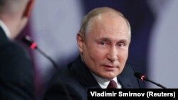 Ռուսաստանի նախագահ Վլադիմիր Պուտինը Սանկտ Պետերբուրգի միջազգային տնտեսական համաժողովում, 4 հունիսի, 2021թ. 