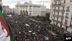 Акция протеста в столице Алжира, 22 марта 2019 года 