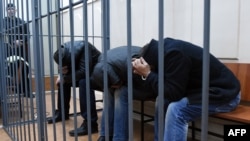 Борис Немцовдун өлүмүнө шектүүлөр Москванын Басман сотунда