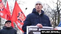 Митинг метростроителей в Петербурге 