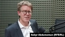  Human Rights Watch-ի Եվրոպայի և Կենտրոնական Ասիայի տնօրեն Հյու Ուիլյամսոն, արխիվ