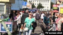 Роботу в Донецьку знайти можна, але з зарплати в рази нижчі, ніж в РФ