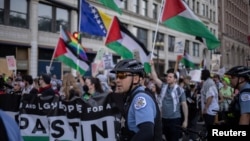 Про-палестинские протесты в Чикаго перед съездом Демократической партии