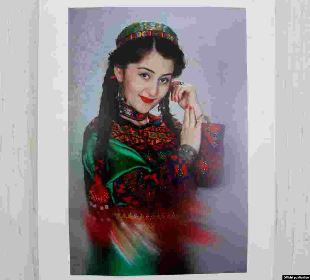 Көргөзмө &quot;Заманбап Тажикстан&quot; деген ат менен өттү.&nbsp;