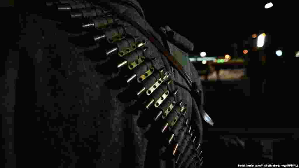 Якщо кулемет діючий, то патрони все ж холості