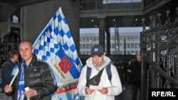 Питерские болельщики могут заставить с собой считаться и милицию, и футбольных чиновников