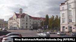 Напередодні російські війська обстріляли Чернігів, в зоні ураження були приватні та багатоповерхові житлові будинки