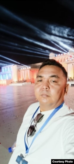 Бакай Эгендин Өзбекстанда түшкөн сүрөтү.