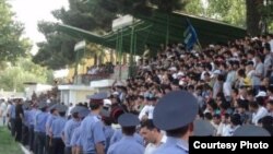 Во время матча с российским ЦСКА. Душанбе,  22 июня 2011 года. 