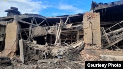 Последствия обстрела одного из предприятий в Сумской области