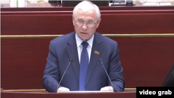 Разил Вәлиев