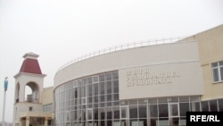 Українська гімназія в Сімферополі 11 березня 2009 р. 