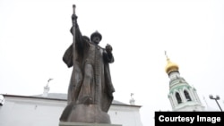 2025 жылғы 4 қарашада Вологда қаласындағы бас алаңда Қаһарлы Иван патшаның ескерткіші ашылды. Филимонов LIVE сайтындағы фото