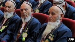 Türkmen ýaşululary, 23-nji oktýabr, 2013. 