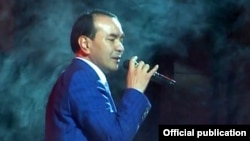 Өзбекстандын маданият министри Озодбек Назарбеков .