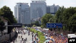 Германиянын батышындагы Эссен шаарынын ныптасынан өтчү A40 автобанындагы тыгын. 18-июль, 2010-жыл