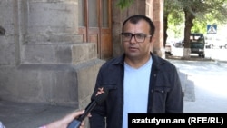 Լրագրող Հակոբ Կարապետյանը զրուցում է «Ազատության» հետ, Երևան, 16-ը սեպտեմբերի, 2025թ.