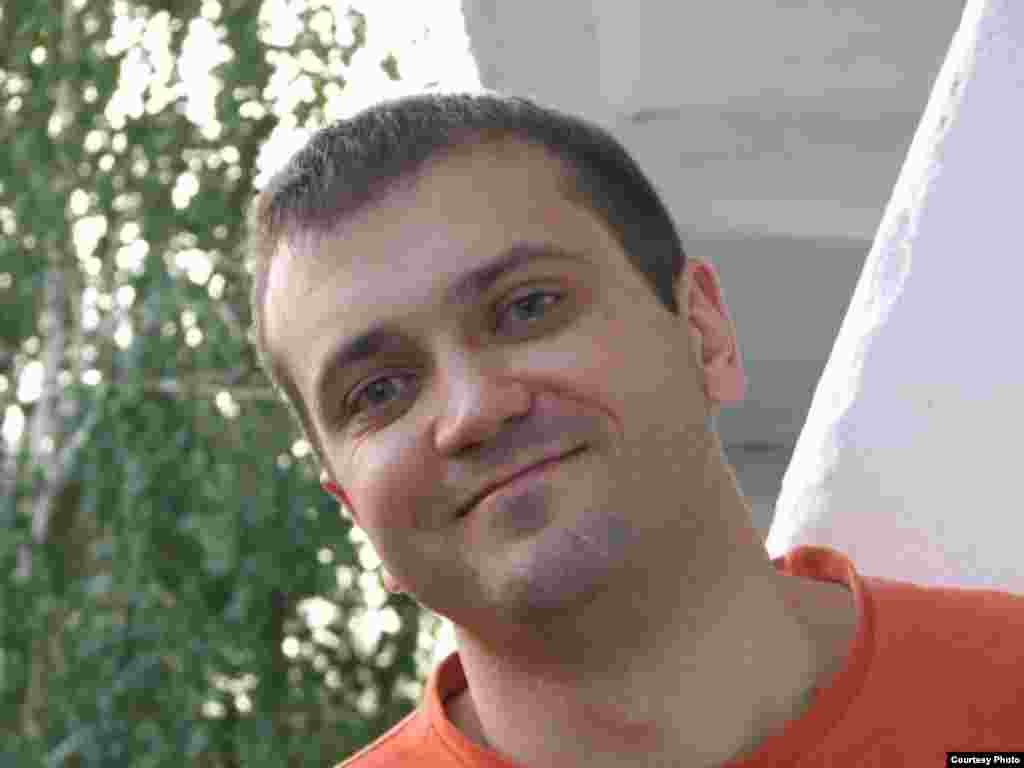 На прошлой неделе была задержана сестра правозащитника Дмитрия Кабака