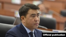 Жанарбек Акаев. 