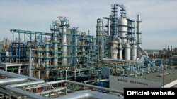 Түбән Камадагы нефть эшкәртү корылмасы