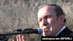 Armenian opposition leader Levon Ter-Petrossian 
