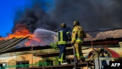 Наслідки одного з попередніх обстрілів Херсона, 19 вересня 2023 року