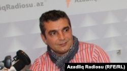 Ադրբեջանցի ընդդիմադիր Նաթիգ Ջաֆարլին հարցազրույց է տալիս «Ազատության» ադրբեջանական ծառայությանը, արխիվ