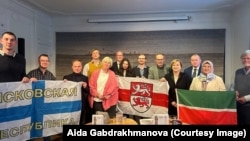 Чарада катнашучылар