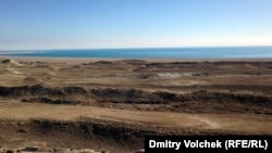 Каракалпакстан. Соолуп бараткан Арал деңизи. 24-март, 2014-жыл. 