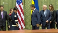 Допомога від США та МВФ для України триватиме – Пріцкер