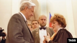 Галина Старовойтова и Борис Ельцин. 1991 год