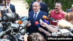 Вновь избранный президент НКР Бако Саакян