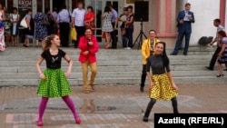 Уфа "Нур" театры Яшьләр көненә багышлап тамаша оештырды