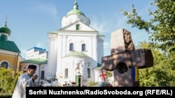 Панахида біля могили Георгія Ґонґадзе