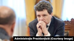 Președintele României, Nicușor Dan, a spus că decizia CCR este „în contradicţie” cu un principiu esenţial al democraţiei: transparenţa în exercitarea funcţiilor publice.