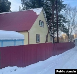 Один из "временных" домов в "Подлесном"