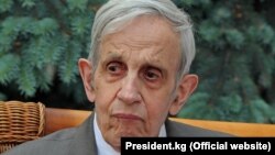 Жон Нэш президент Алмазбек Атамбаев менен жолугушууда. Бишкек, 27-май, Ала-Арча-1 мамлекеттик резиденциясы.