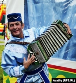 Татар моңы агыла