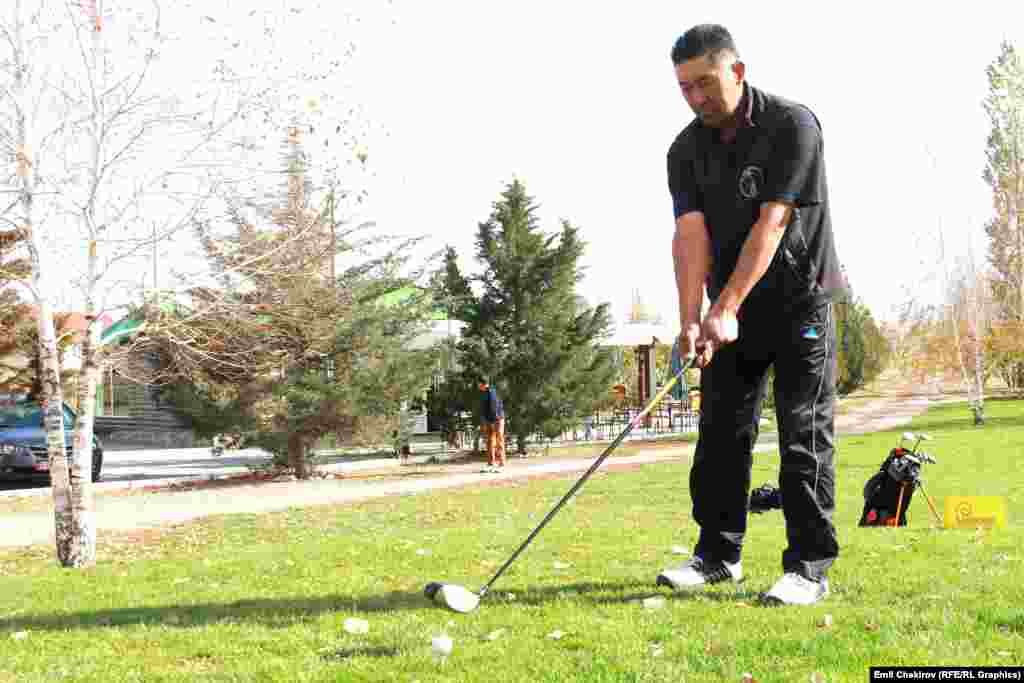 Кыргыз Республикасынын Гольф федерациясынын вице-президенти, Инчхон шаарында өткөн 17-Азия оюндарынын катышуучусу&nbsp;Айдаралы Асанов. 